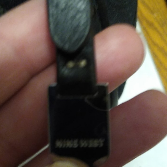 Adorable black Nine west shoulder bag.EUC - Picture 8 of 8